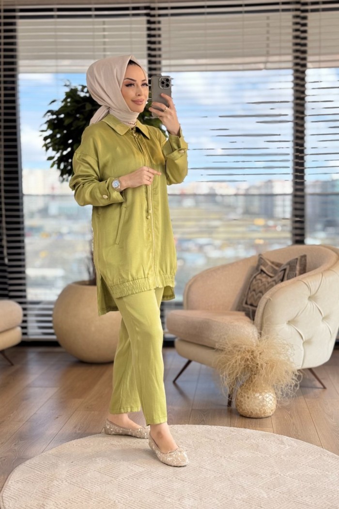 8504 Ön Fermuarlı Kol Manşetli Takım Yeşil