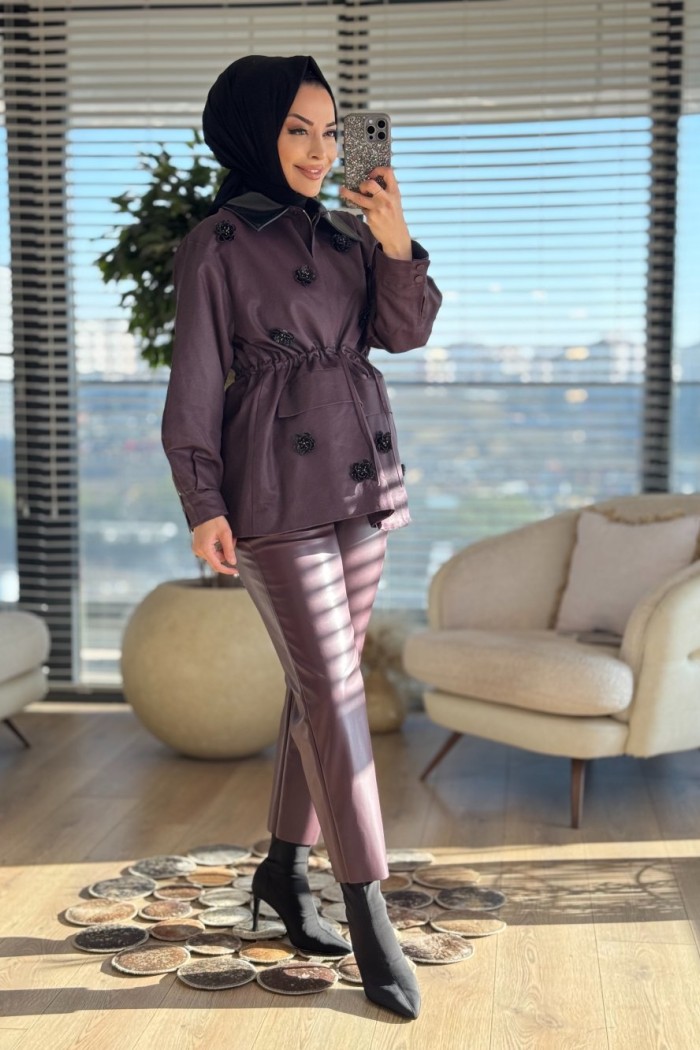 32446 Beli Büzgülü Önü Çiçek Figürlü Ceket Mürdüm