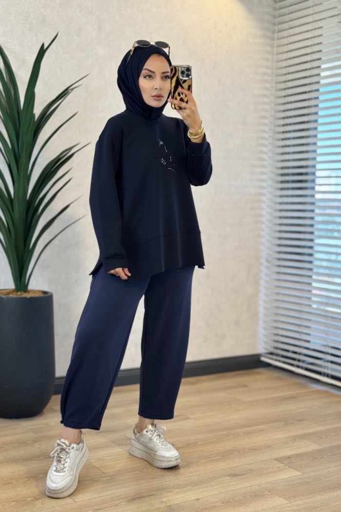27QW1000 Önü Kuş Nakışlı Sweat Lacivert 