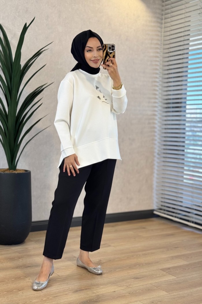 27QW1000 Önü Kuş Nakışlı Sweat Ekru 