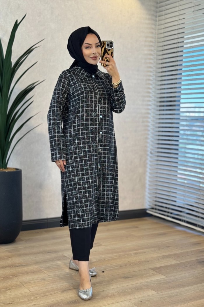 26275 Kare Desenli Önden Düğmeli Uzun Tunik Siyah