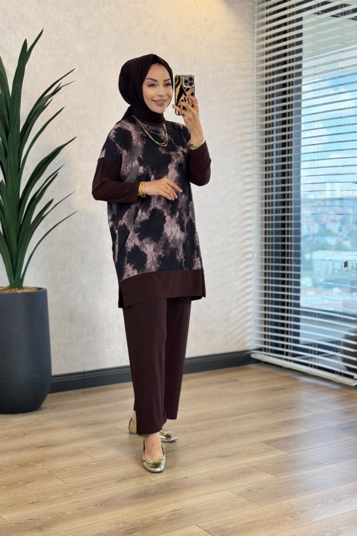 4004 Üst Batik Desenli Bluz Takım Kahve