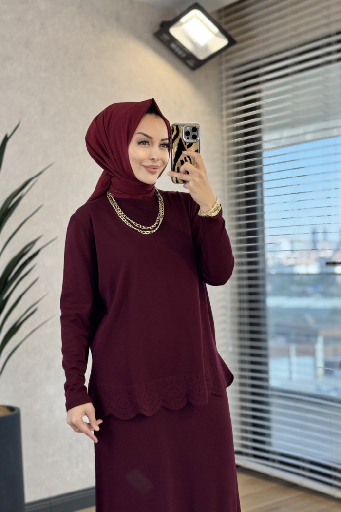 180 Etek Ucu Delik Detaylı Triko Etekli Takım Bordo 