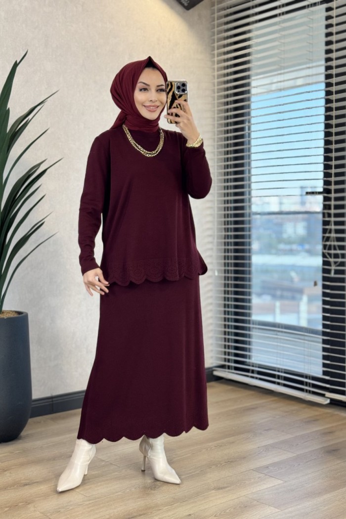 180 Etek Ucu Delik Detaylı Triko Etekli Takım Bordo 