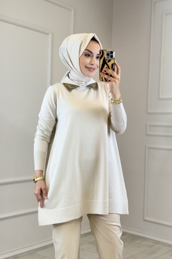 317 Yaka Boncuklu Gömlek Yaka Triko Tunik Bej 
