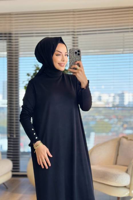 211 Yaka Manşet Fırfırlı Triko Elbise Siyah