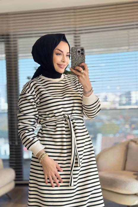 3177 Çizgili Üç İplik Elbise Siyah