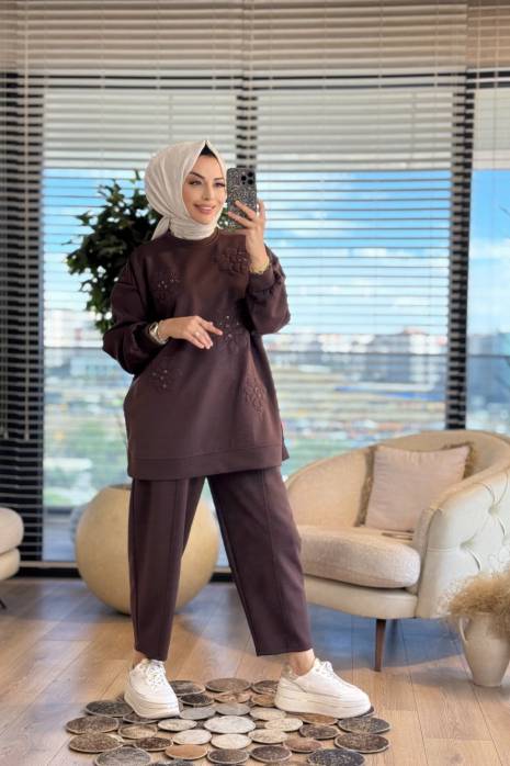 35442 Kabarık Çiçek Nakışlı Tunik Kahve