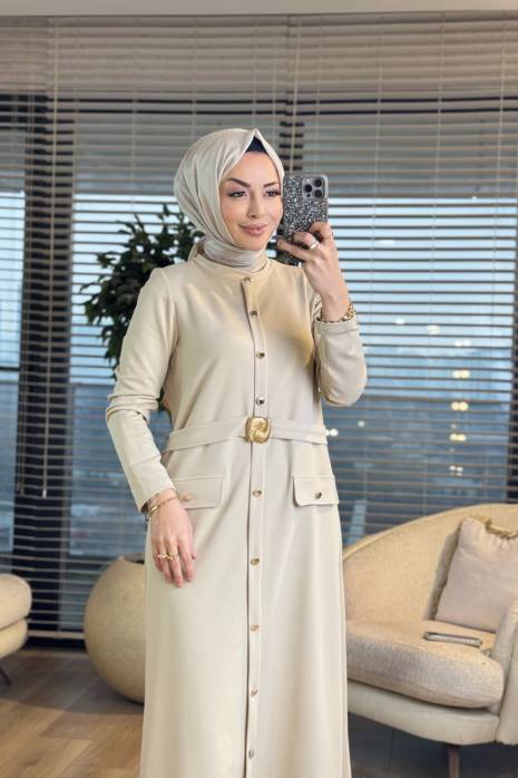 4507 Sıfır Yaka Önden Düğmeli Kemerli Elbise Bej