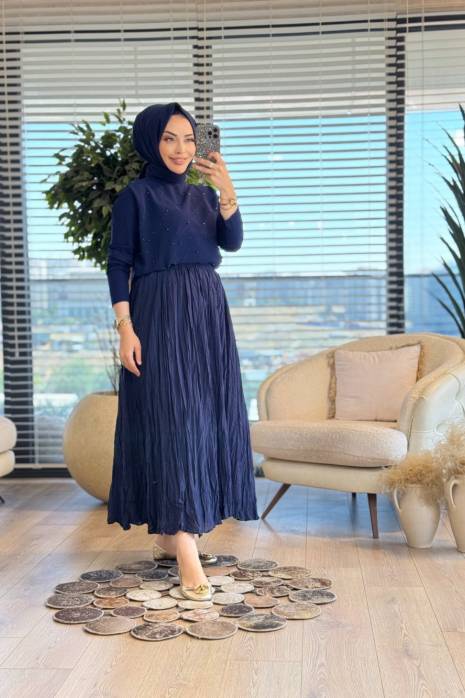 577 Ön Şifon Üstü Taşlı Bluz Lacivert